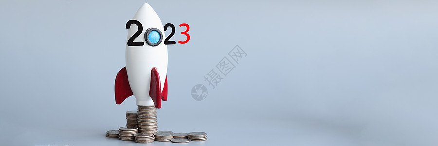 编号为2022的火箭已准备起飞图片