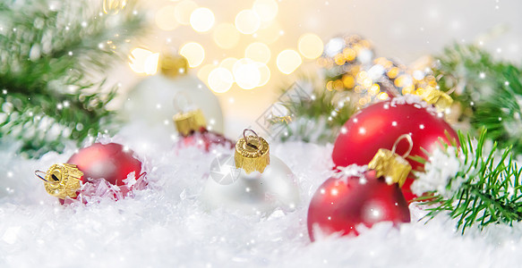 圣诞背景和美丽的装饰 新年 有选择的焦点问候语卡片作品框架装饰品礼物桌子横幅季节雪花图片