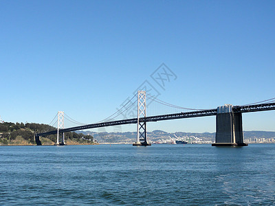 旧金山湾桥和海湾电缆建筑景观天际旅行天空首都摩天大楼旅游城市图片