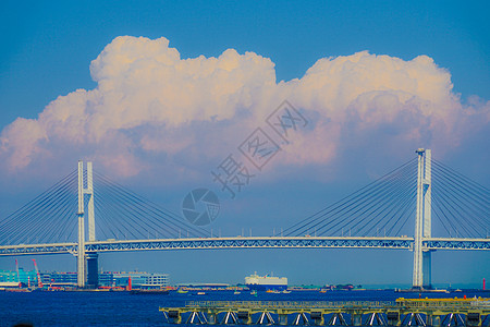 横滨湾桥 船只和天空办公室蓝天蓝色海洋港口图片