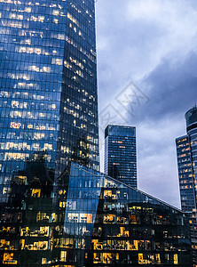 欧洲金融市中心欧洲的摩天大楼窗台 校对 Portnoy奢华建筑投资房地产建筑物金融会议街道城市景观图片
