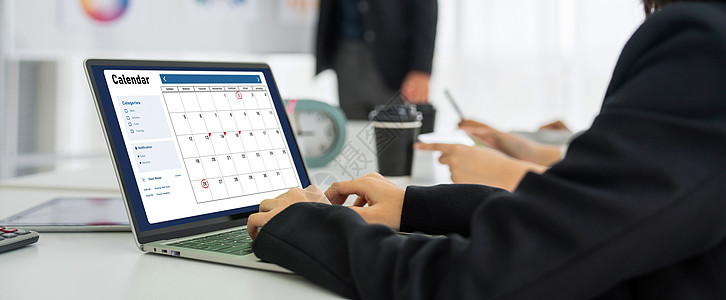 计算机软件应用日历 用于Modish计划时间表规划展示调度议程笔记本日程网页小样团队工人人士图片