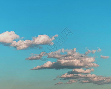 蓝天的云彩 蓝色天空中的云彩阳光臭氧气氛日光气象天蓝色气候天堂季节天气图片