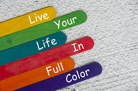 生活在彩色棒上的全彩文字中 动机概念 (掌声)图片