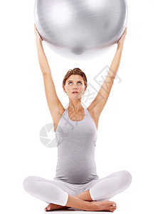 孕妇 莲花和健身球 白色背景 适合健身 普拉提和健康 怀孕 药球和工作室锻炼 以促进健康产妇 瑜伽训练和身体能量图片