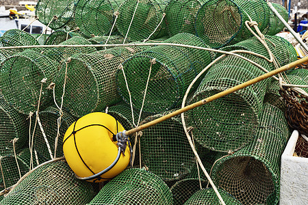 渔网和浮动图片