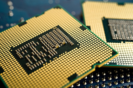 PC和膝上型计算机技术的电路板上的CPU 中央处理器芯片芯片芯片频率速度单元高科技电路正方形互联网笔记本工作站处理器图片