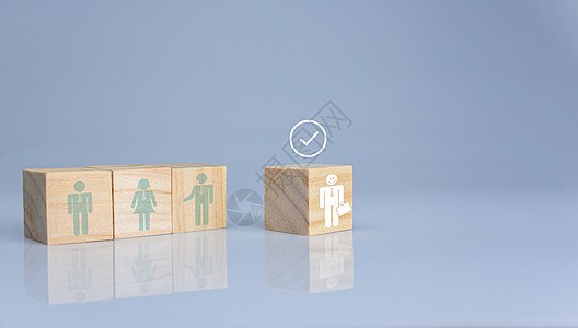 领导和团队领导的业务和人力资源概念 一个立方体木块在前面与众不同 从人群中脱颖而出图片