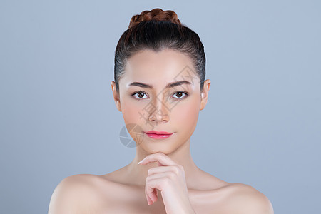 光滑干净的皮肤广告中 有着完美的光滑美丽美人美容温泉头发自然妆女士女孩外科护理保养女性图片