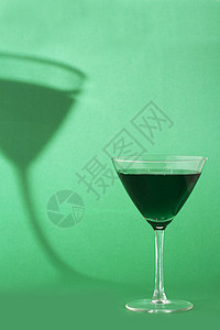 绿绿色 庆典 豪饮 休息室 酒吧 红酒杯 味道 用餐图片
