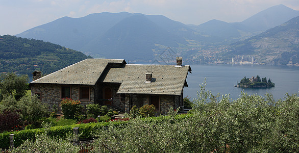 意大利别墅 意大利语 湖 假期 风景优美的 建筑 海岸 房顶的瓦片 夏天图片