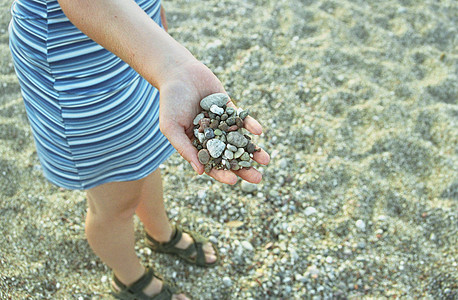 石头 希腊 日光浴 卡尔帕索斯 手 棕榈 海滩图片