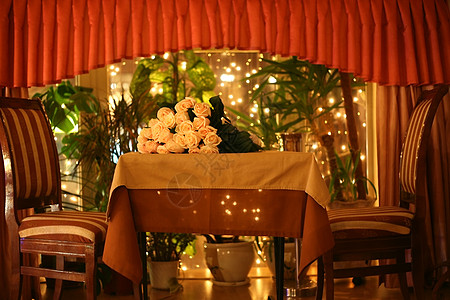 未赴约 咖啡馆 闪亮的 花朵 椅子 财富 浪漫 空的图片