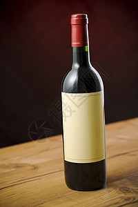 红酒瓶 玻璃 红葡萄酒 美乐 空的 周年纪念日 美味的 豪饮 浪漫图片