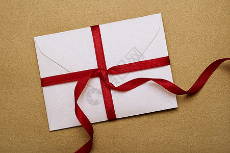 信封 礼物 红色的 情人节 金子 圣诞节 庆典 卡片图片