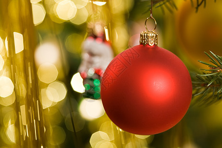 圣诞节装饰 发光的 球 假期 金的 华丽的 新年图片