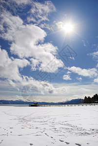 冬季塔霍湖图片
