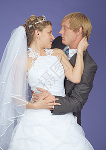 罗姆新郎和彩礼新娘背景图片