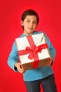 有圣诞礼物的男孩 十二月 周年纪念日 喜悦 孩子们 圣诞节 展示图片