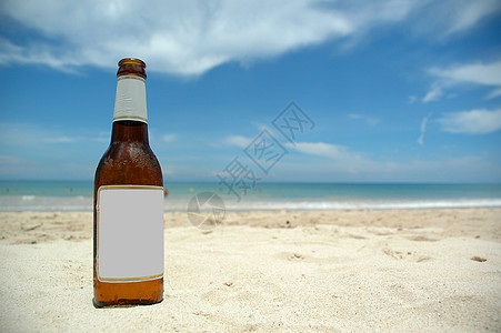 啤酒和海滩 空 图片