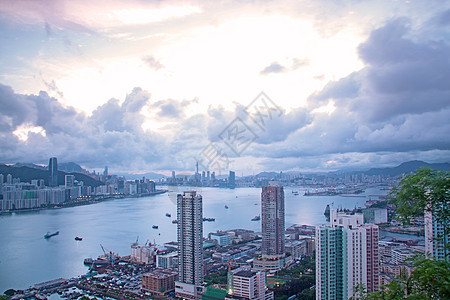 香港晚上的天线 玻璃 船 建筑 旅游 市中心 高的 码头图片