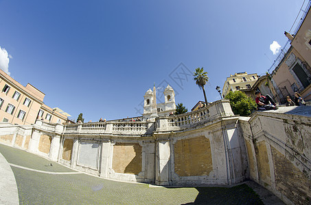 罗马斯帕尼亚广场附近的Trinita' dei Monti 地标 老的图片