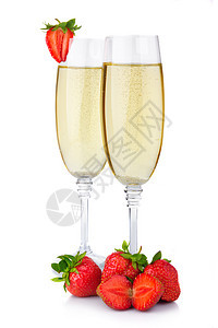 两杯香槟和两杯新鲜草莓 白纸上隔着图片