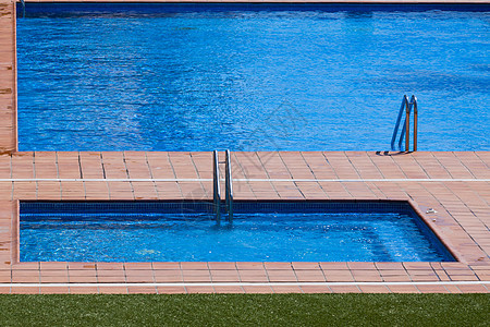 豪华酒店游泳池 美丽的 运动 木头 西班牙 旅游 棕榈 假期图片