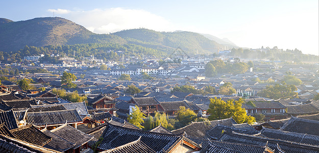 清晨在中国的里江老城高清图片