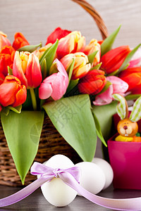 粉色和多彩的郁金香丽花喜庆东方装饰品 花束图片