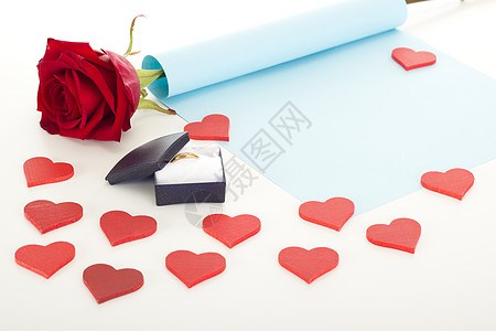 提议结婚 婚姻 礼物 情人节 展示 喜悦 信托图片