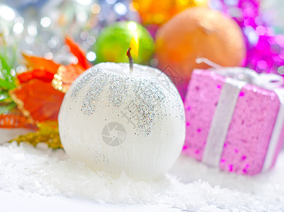 蜡烛和其他圣诞节装饰 球 传统 生活 魔法 庆典图片