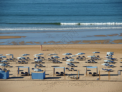 普拉亚·达罗查在葡萄牙阿尔加夫的Algarve 壳 海岸图片