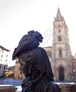 拉摄金塔 奥维多 西班牙 老的 大教堂 入口 雕像 阿斯图里亚斯图片