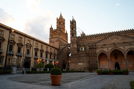 巴勒莫西埃洛市大教堂 西班牙 雕像 西西里 历史图片