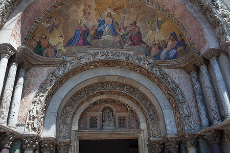 威尼斯圣马尔科大教堂 建筑学 入口 雕像 古董 意大利语图片