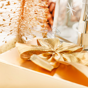 圣诞节现年 丝带 庆祝 香槟酒 盒子 展示 恭喜 喜庆的 前夕图片