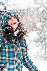 女孩在雪中 可爱的 薄片 户外 快乐的 幸福 女性 天气图片