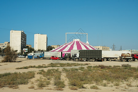 在阿克托的马戏团帐篷 假期 展览 老的 屋顶 锥体图片