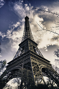 艾菲尔铁塔 12月 巴黎 云 世界 高的 冬天图片