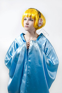 蓝和服的女孩 女士 黄色的 头发 角色扮演 衣服 假发图片