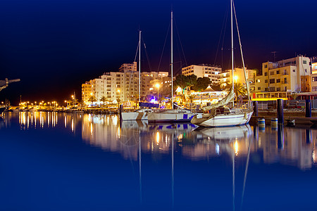 伊比扎夜间港口图片