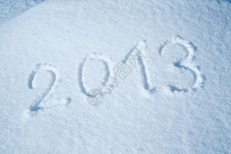 2013年 在雪中写作图片