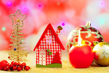圣诞金树和红屋 正方形 复古的 房子 金子 圣诞节 庆典 十二月图片