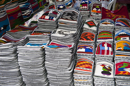 奥塔瓦洛多彩色土著市场 文化 工作 传统的 仪器图片