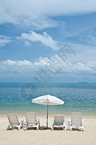 海滩上的椅子和雨伞 异国情调 长滩岛 太阳 热带 岛 宁静图片