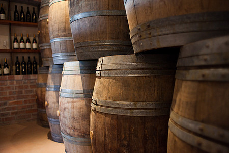 葡萄酒窖葡萄酒桶 木头 增值税 发酵 喝 木桶 贮存 斯泰伦博斯背景