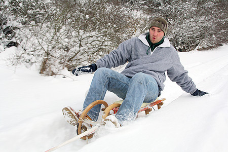 雪橇跑的年青年轻图片
