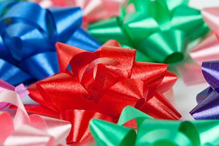 礼品彩带颜色 光滑 周年纪念日 展示 圣诞节 假期 弓图片