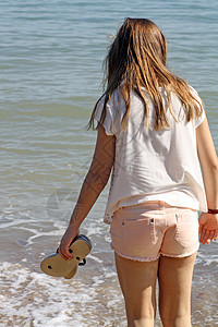 海滩上的少女 闲暇 牛仔裤 公园 棕榈 云 自由图片